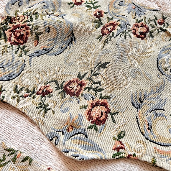 Two piece set - Picture 7 of 9